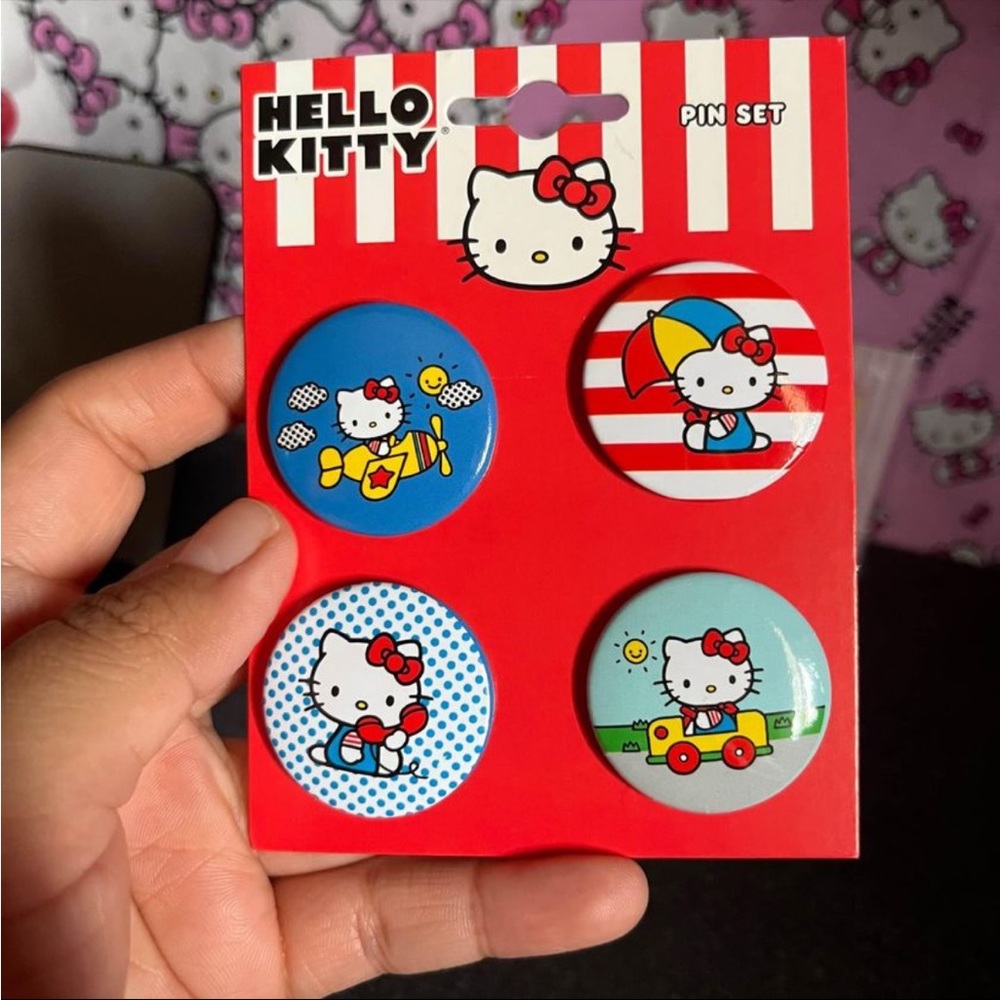 Hello Kitty Buttons & Pin Bundle - Picture 2 of 3